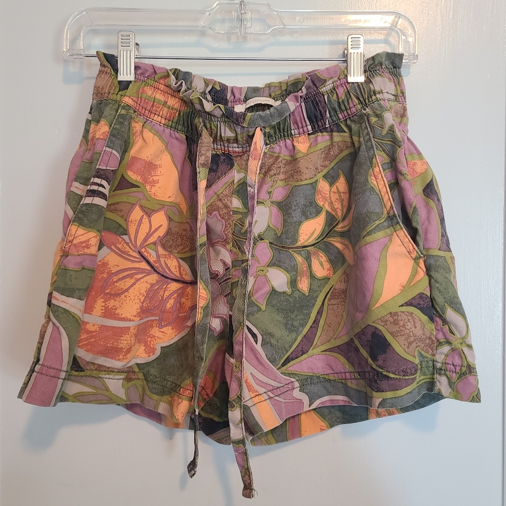 Cynthia Rowley Floral Pull On Shorts Size Xs